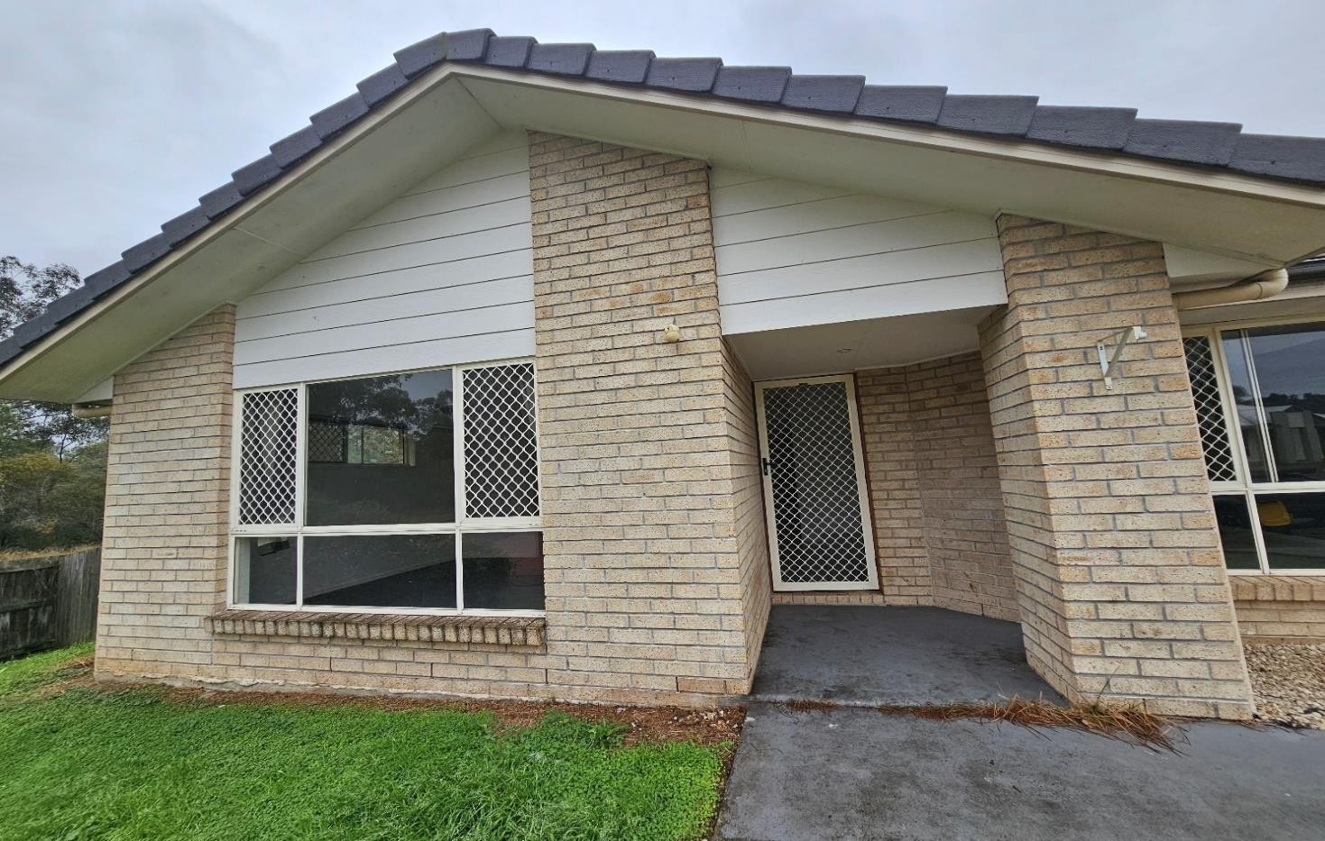 2 Lukin Ct, Brassall QLD 4305